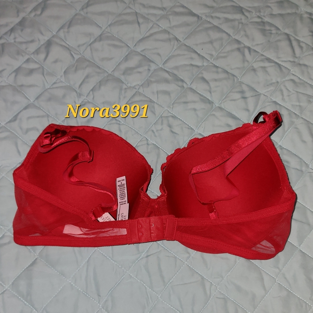 Victoria secret Bra size 40C NWT - Picture 8 of 10